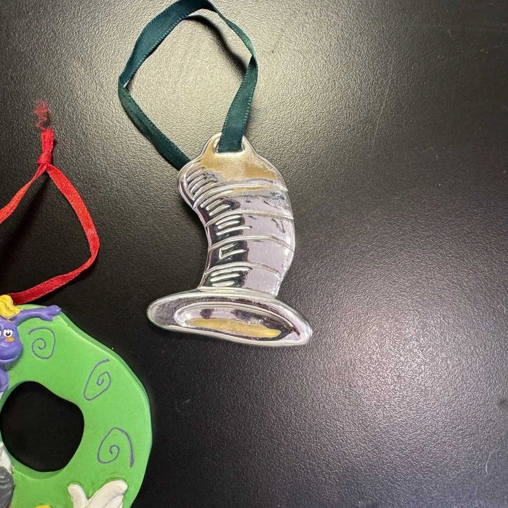 3 Dr Suess Christmas Ornament Cat in the Hat Thing‎ 1 Thing 2  & 2 Metal Hats